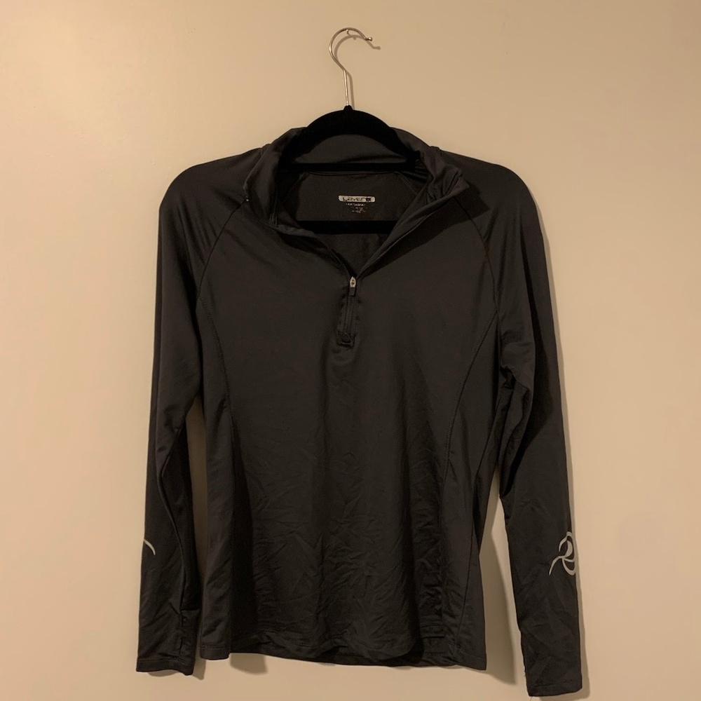 3/$32 Gray Long Sleeve Activewear Size Medium